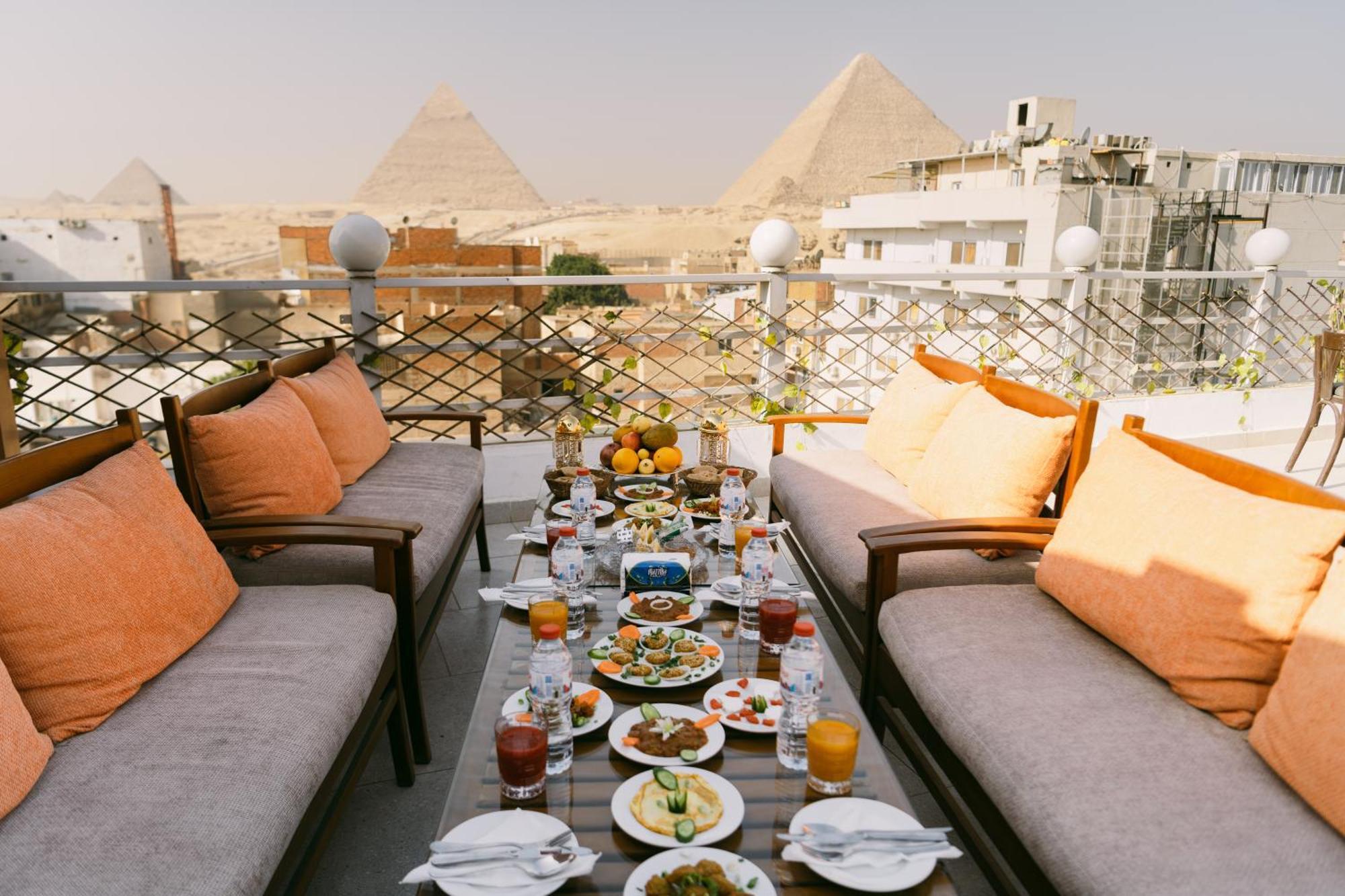 Jimmy Pyramids Hotel Kafrat al Jabal Bagian luar foto