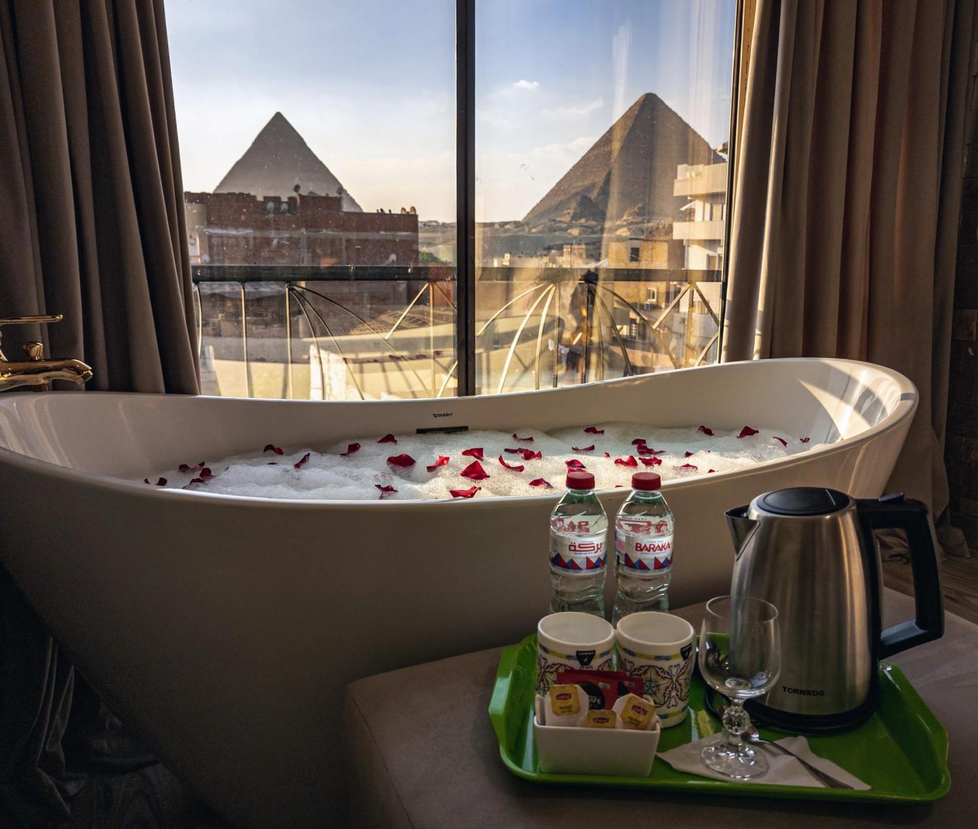 Jimmy Pyramids Hotel Kafrat al Jabal Bagian luar foto
