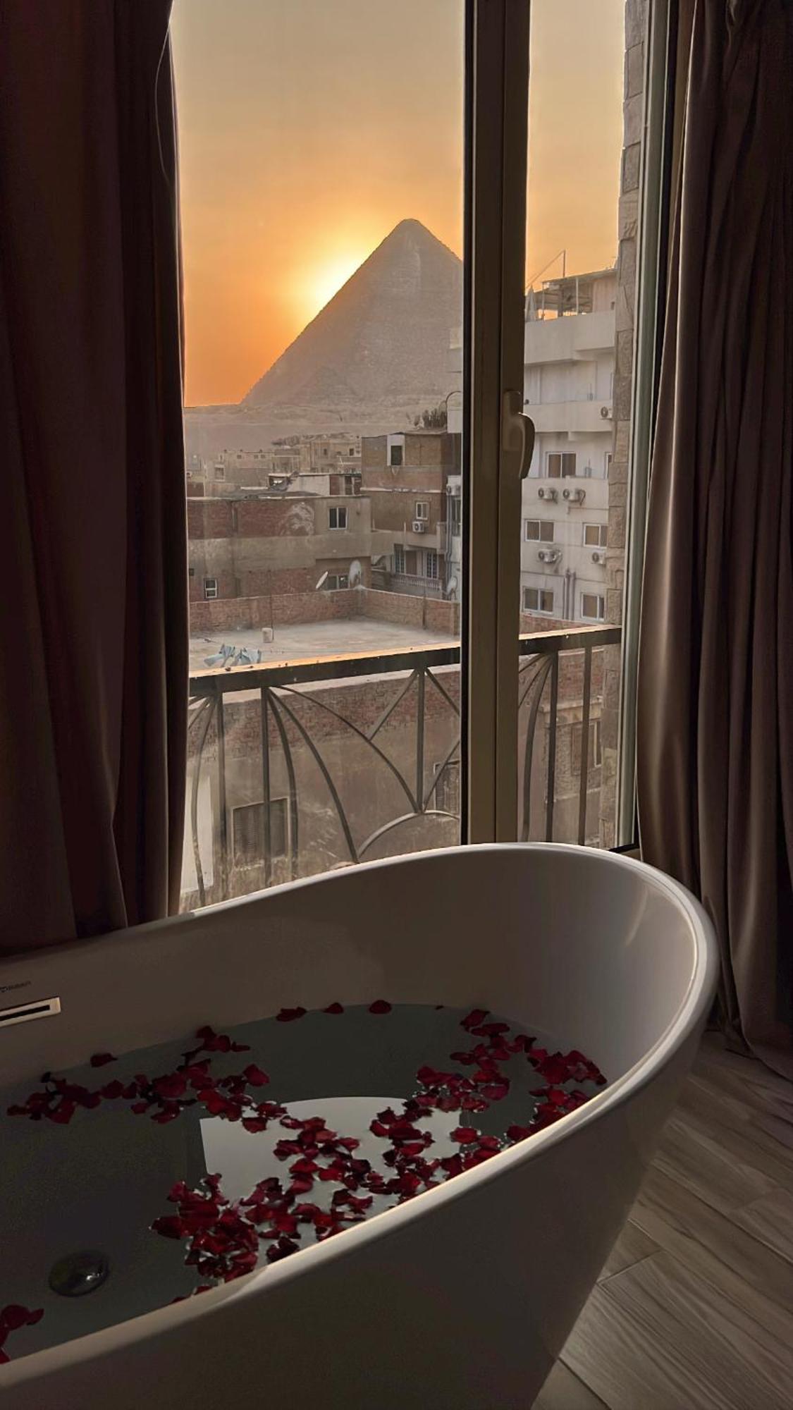 Jimmy Pyramids Hotel Kafrat al Jabal Bagian luar foto