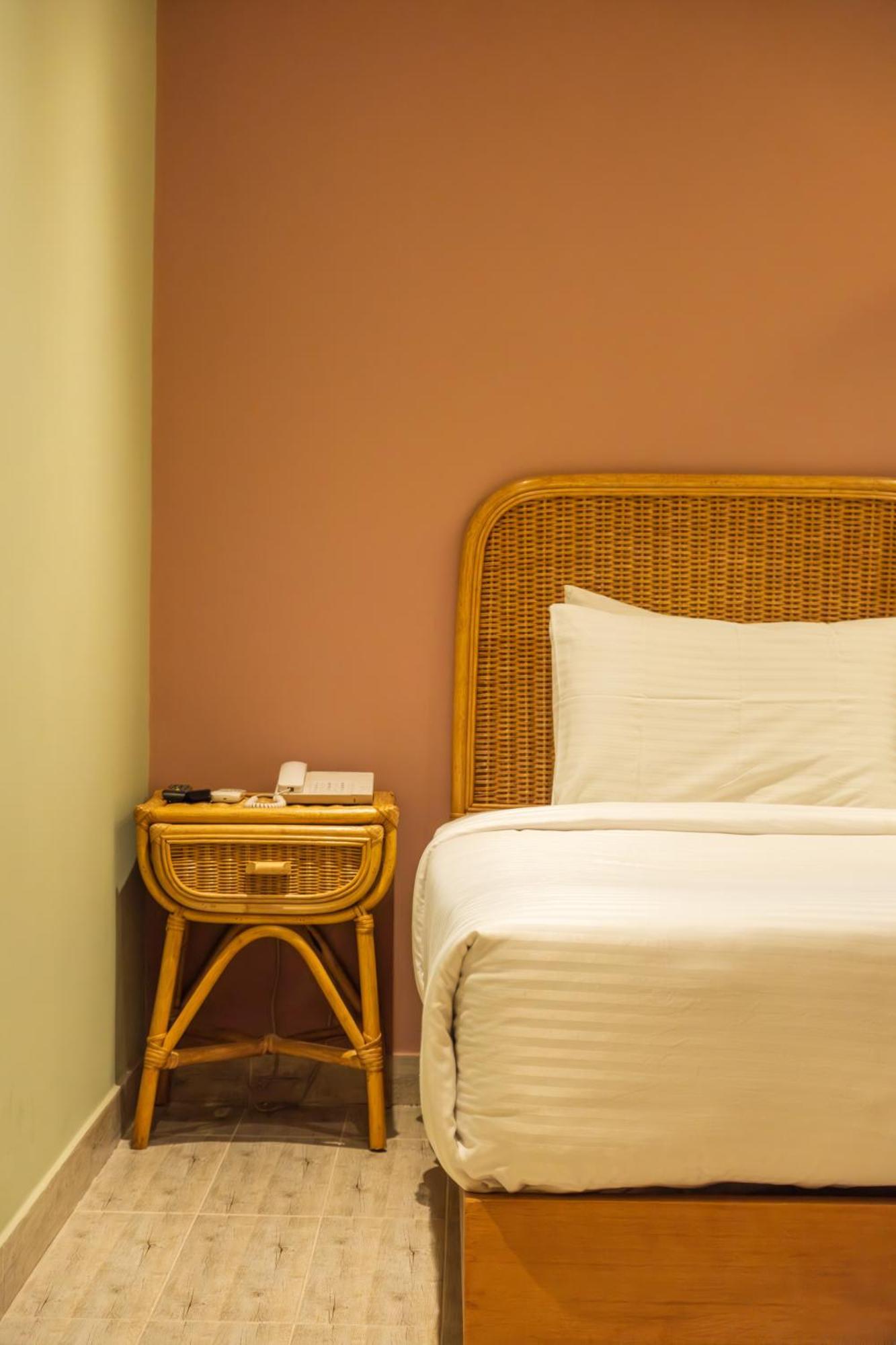 Jimmy Pyramids Hotel Kafrat al Jabal Bagian luar foto